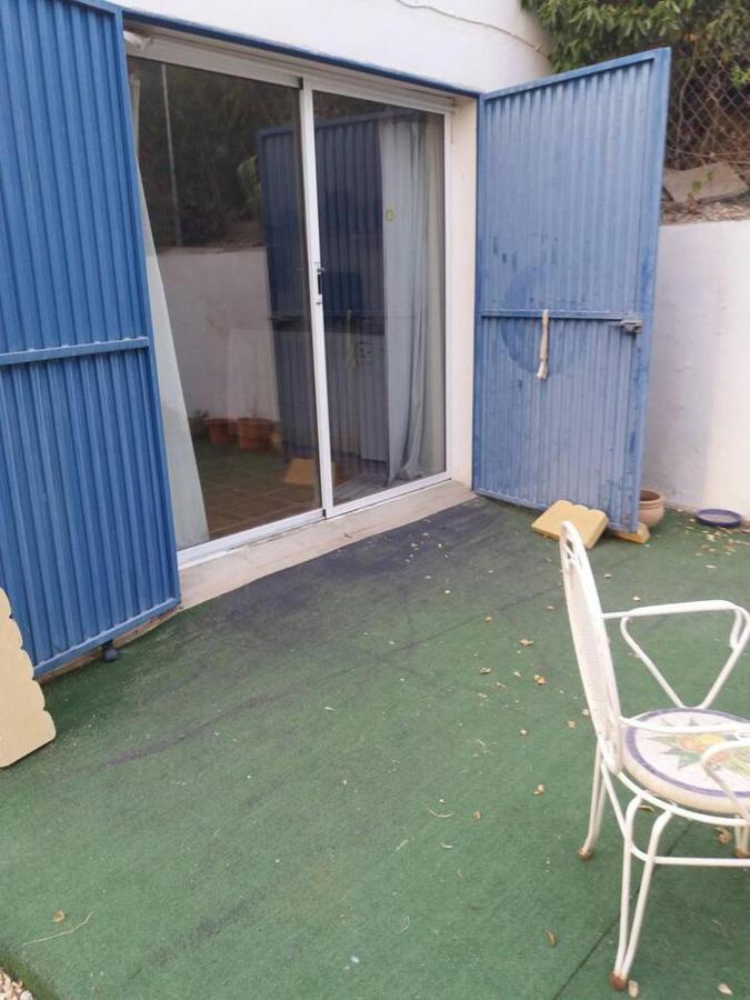 2-Bed Apartment - Sleeps 3 - Parking - Near อัลบ็อกซ์ ภายนอก รูปภาพ